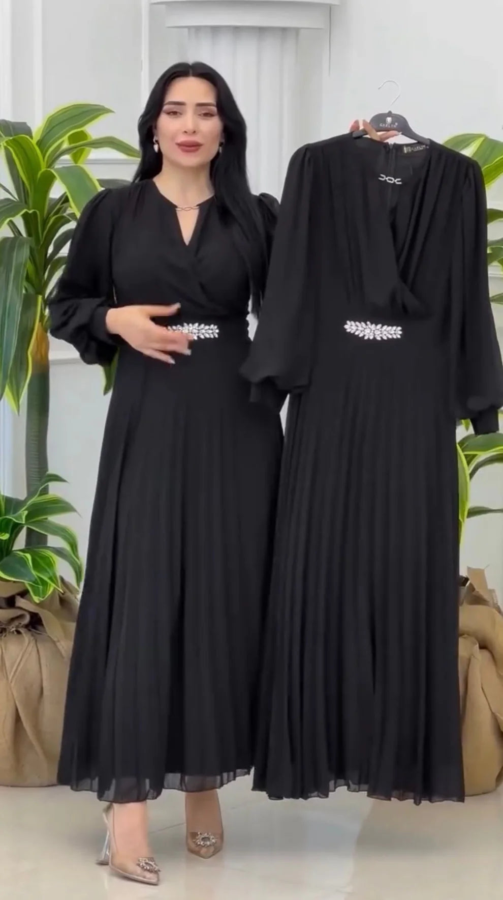 ELEGÁNS PLISZíROZOTT RUHA - TSH520