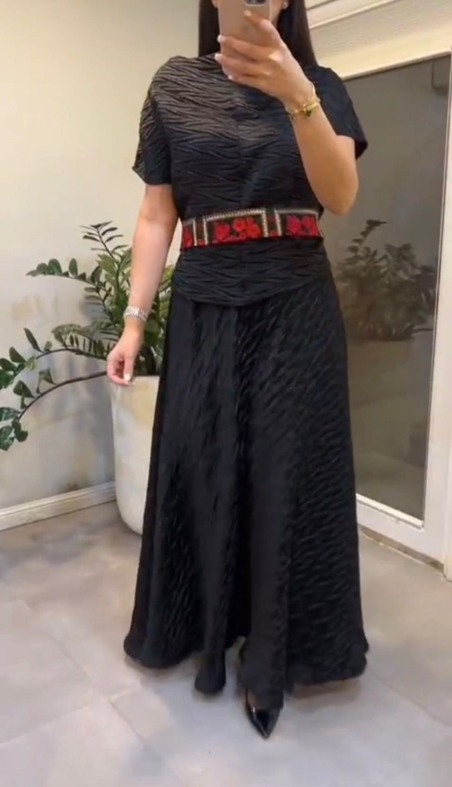 ELEGÁNS KÉTRÉSZES EGYÜTTES - TSH532