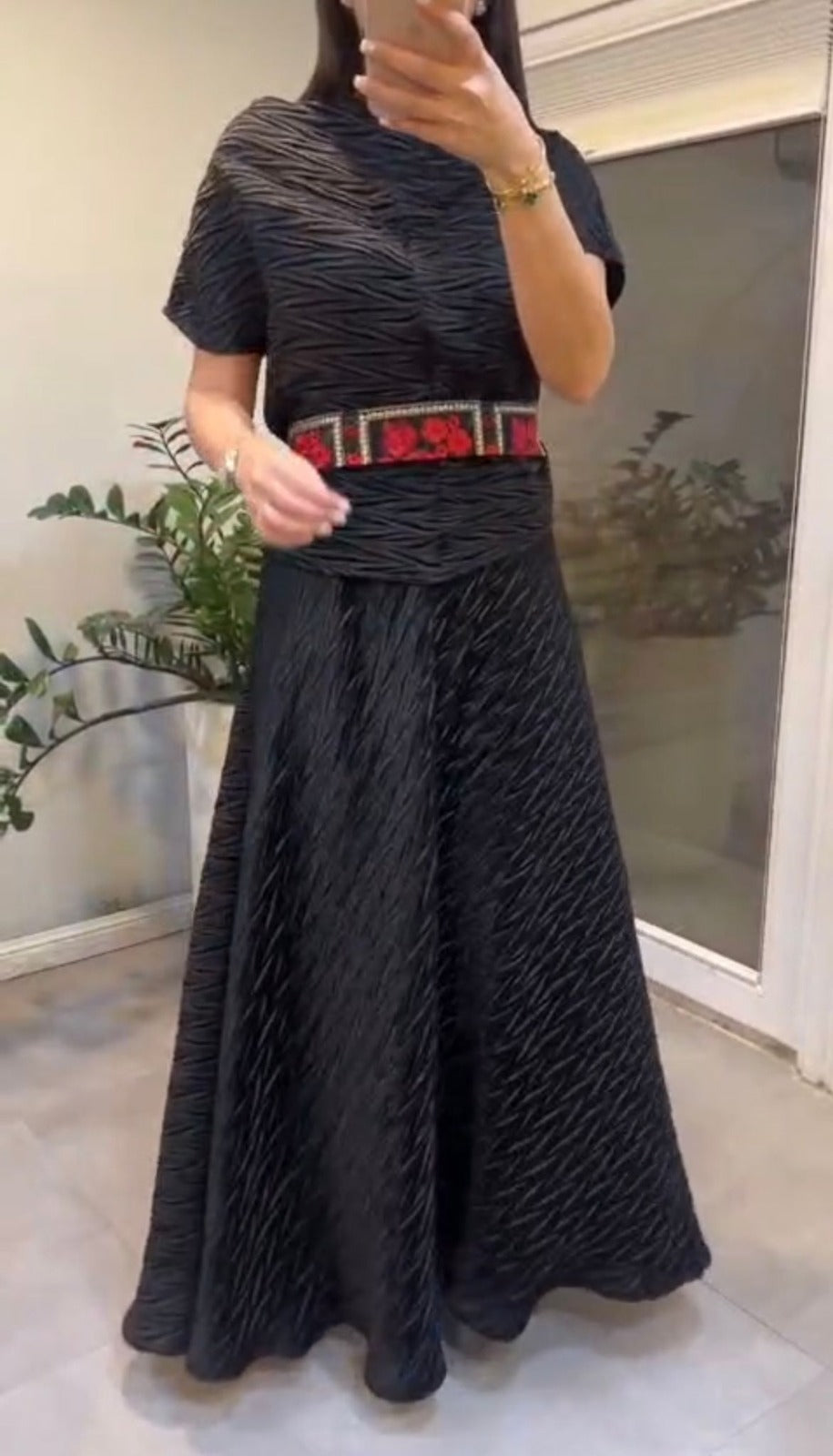 ELEGÁNS KÉTRÉSZES EGYÜTTES - TSH532