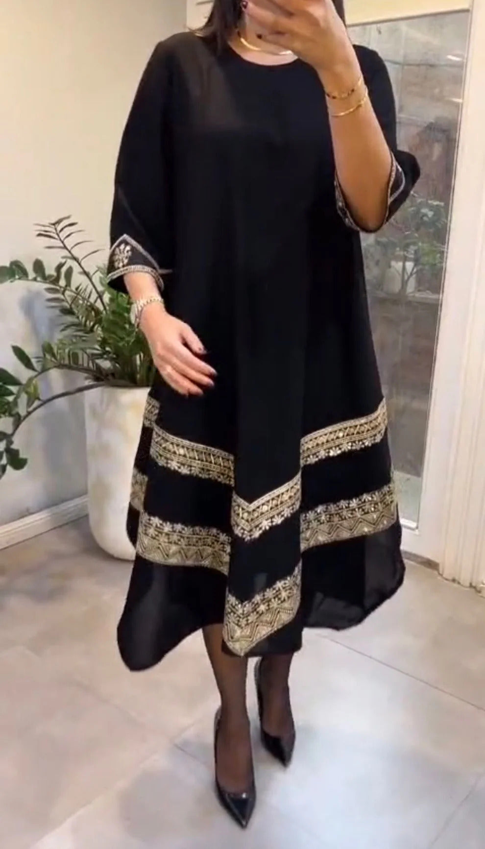 ELEGÁNS RUHA TSH535