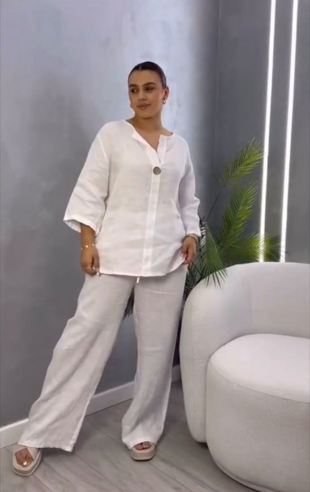 ELEGÁNS EGYÜTTES- TSH542