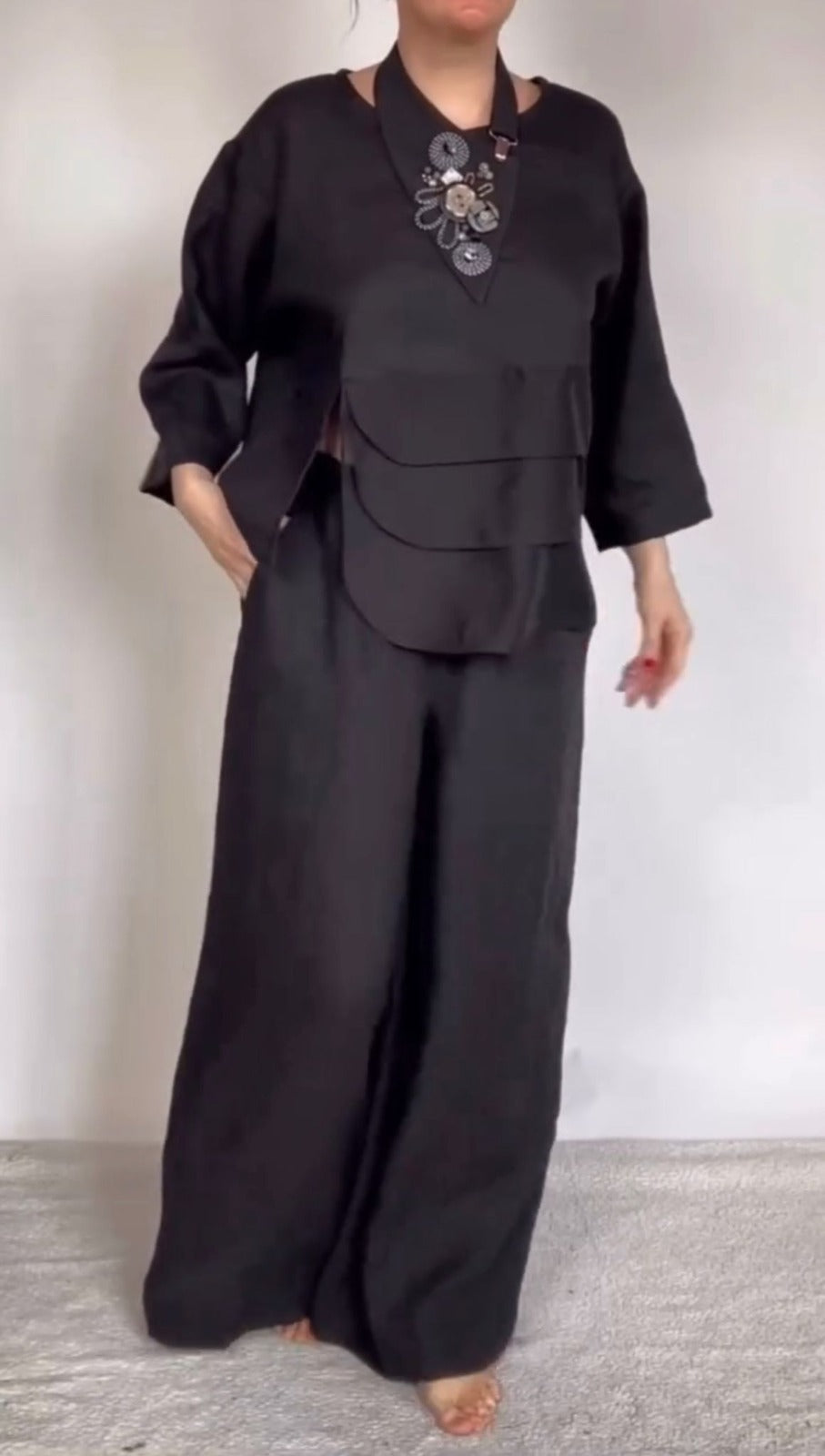 ELEGÁNS EGYÜTTES- TSH541