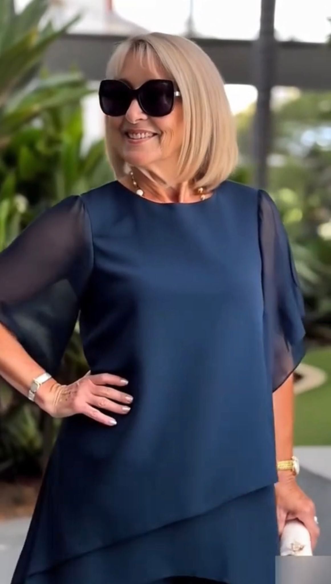 ELEGÁNS EGYÜTTES- TSH549