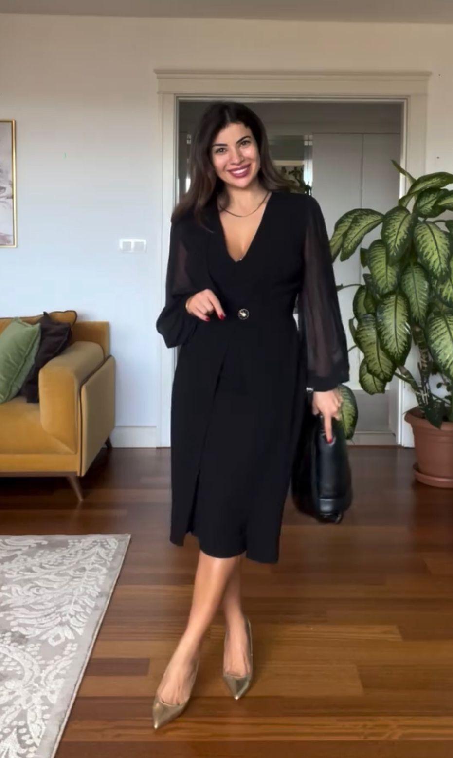 ELEGÁNS RUHA TSH512