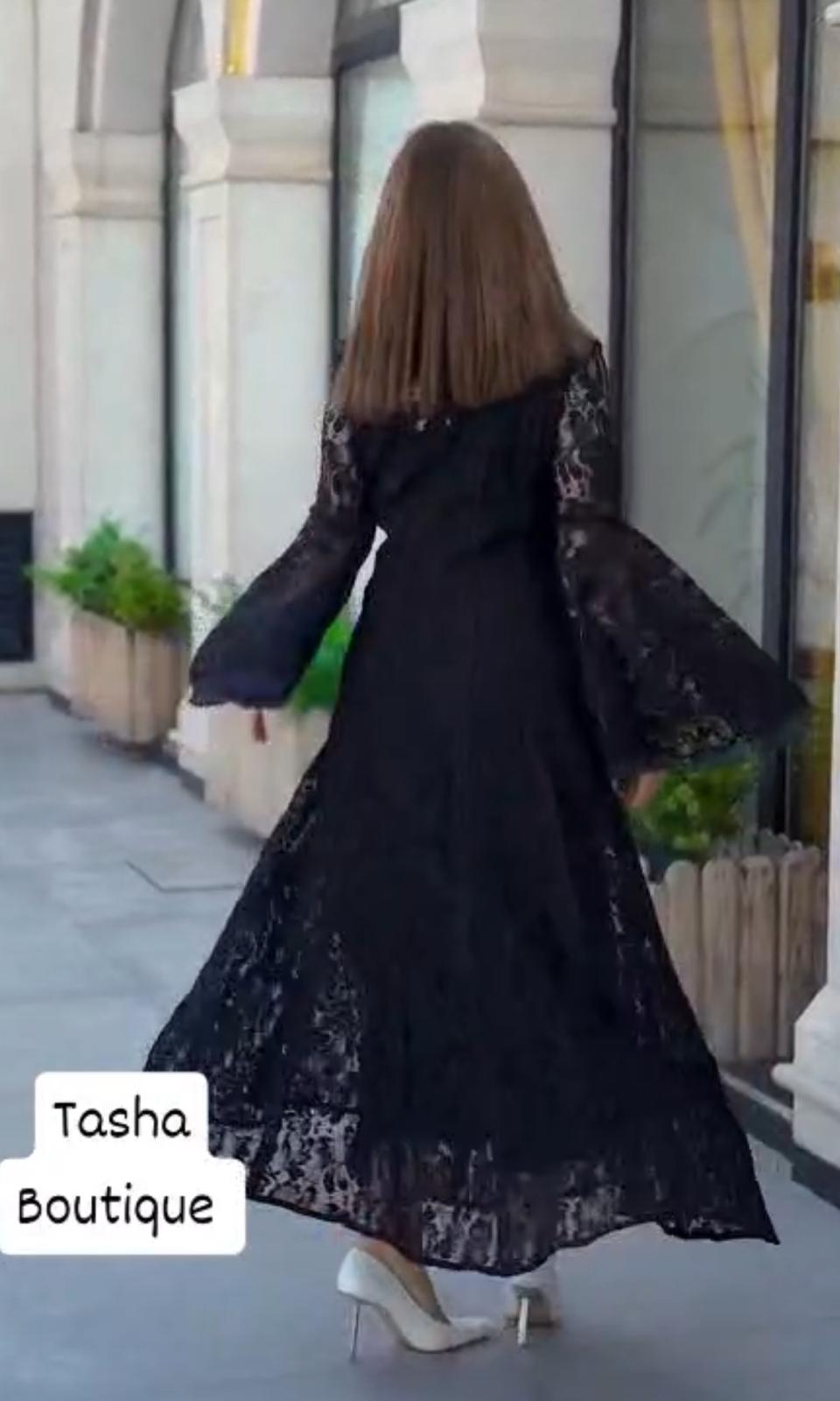 ELEGÁNS  CSIPKERUHA TSH550