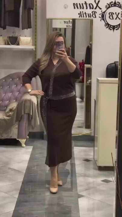 ELEGANS EGYÜTTES TSH579